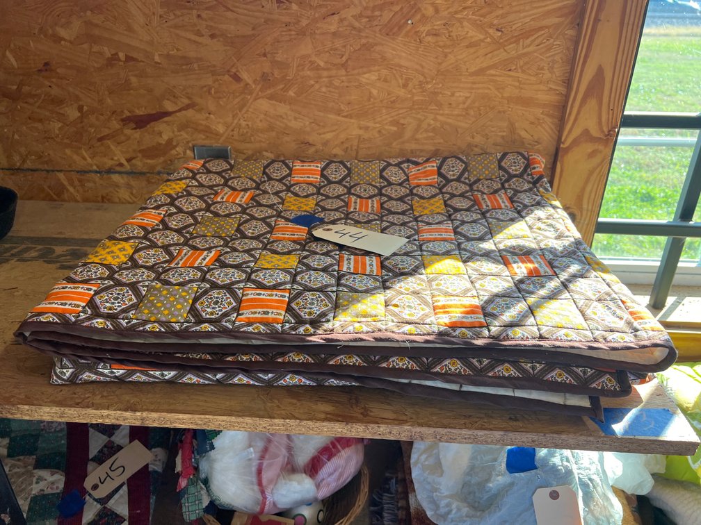 Machine Stitched Quilt