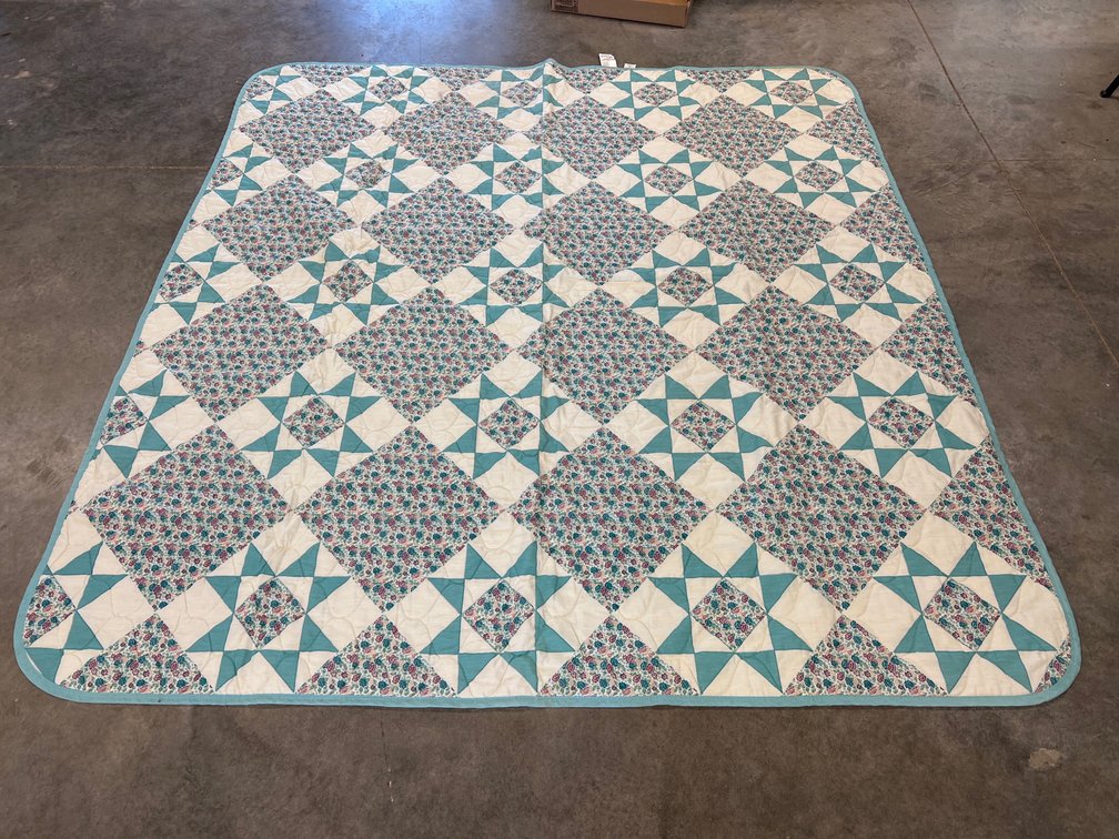 Commercial Stitched Bedspread