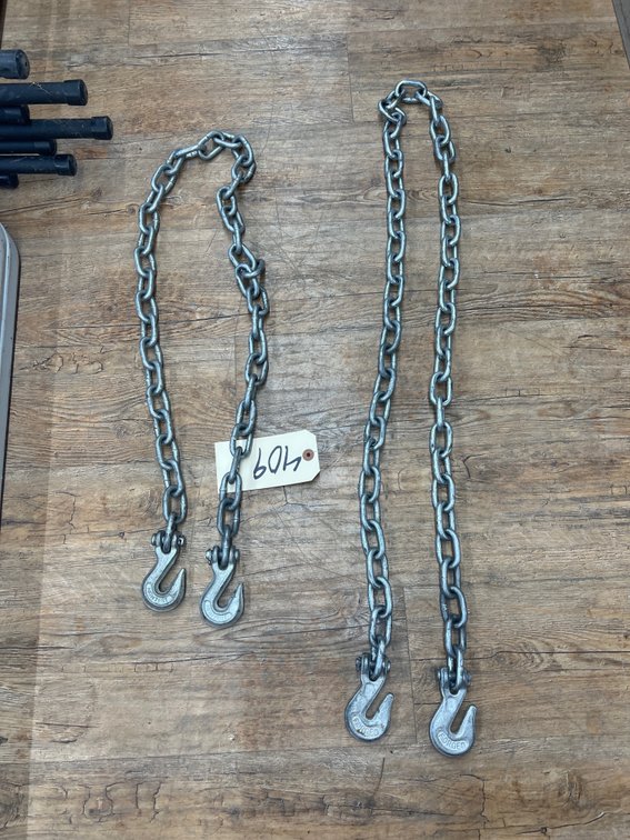 2 Chains - 2 Hooks 68"