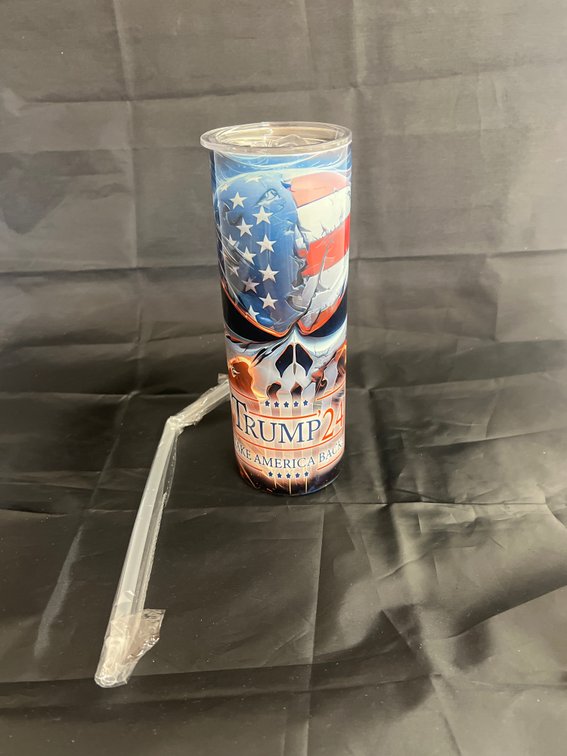 Trump Tumbler w/Straw
