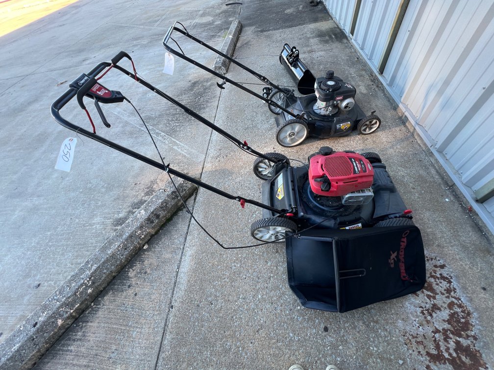 Troy-Bilt XP TB230BXP 21" Cut Push Mower w/Grass Catcher