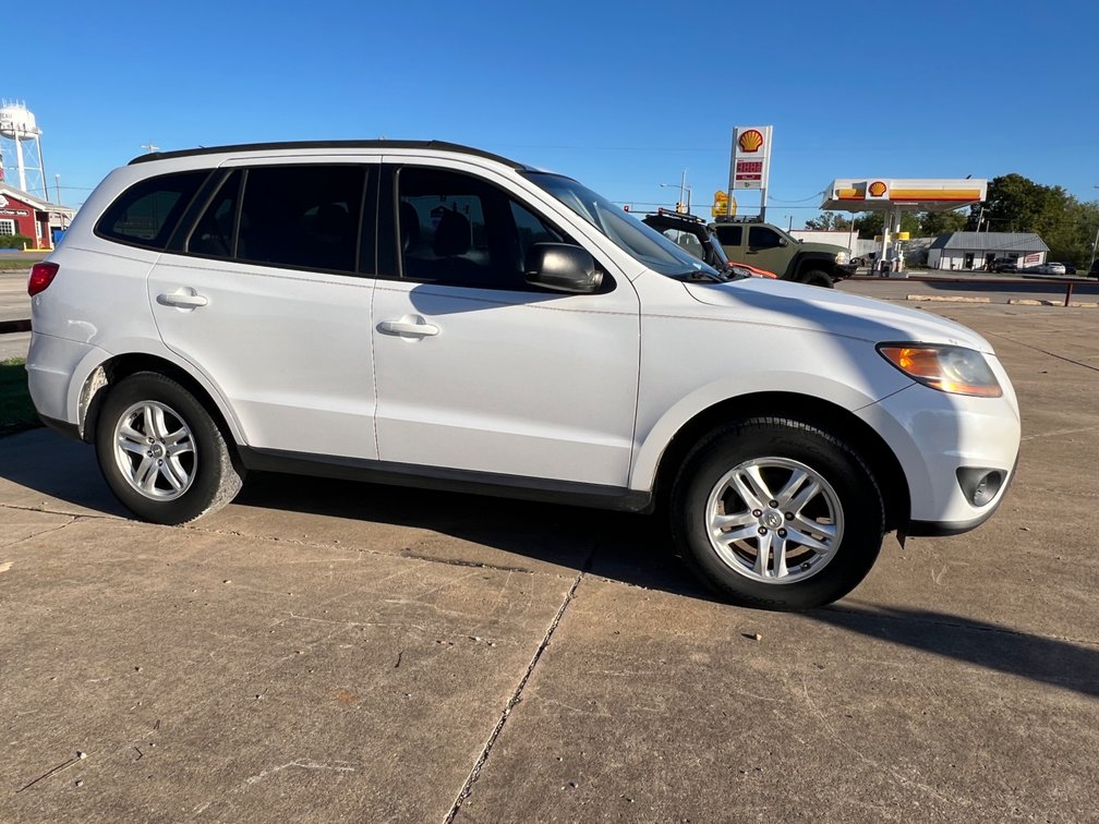 2011 Hyundai Santa Fe - Has Title - VIN# 5XYZG4AG0BG019926