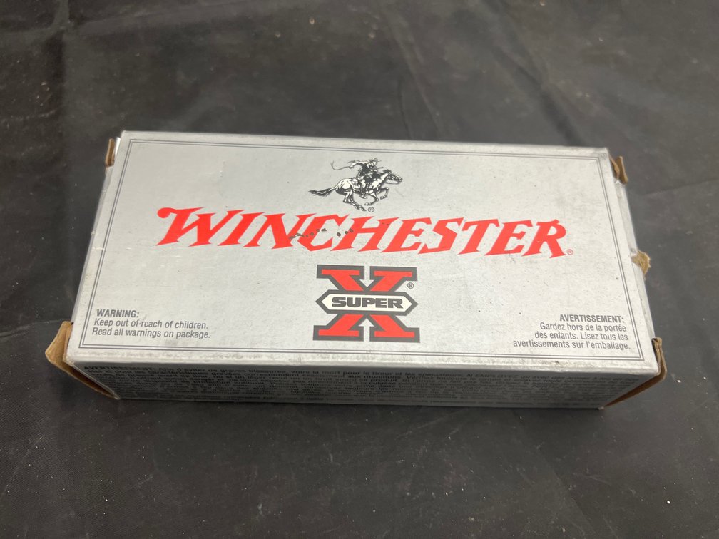 Box Winchester 22250 Rim Partial Ammo & Few Brass