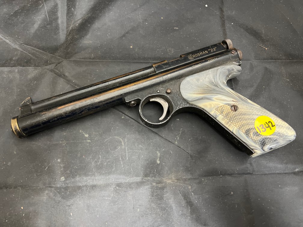 Crossman Model 116 22 Cal Pellet Pistol