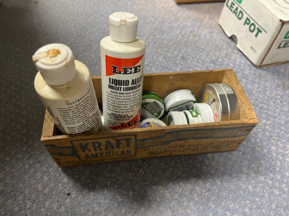 Wooden Kraft Cheese Box w/Liquid Bullet Lubricant -