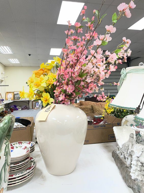 Vase w/Flower Picks