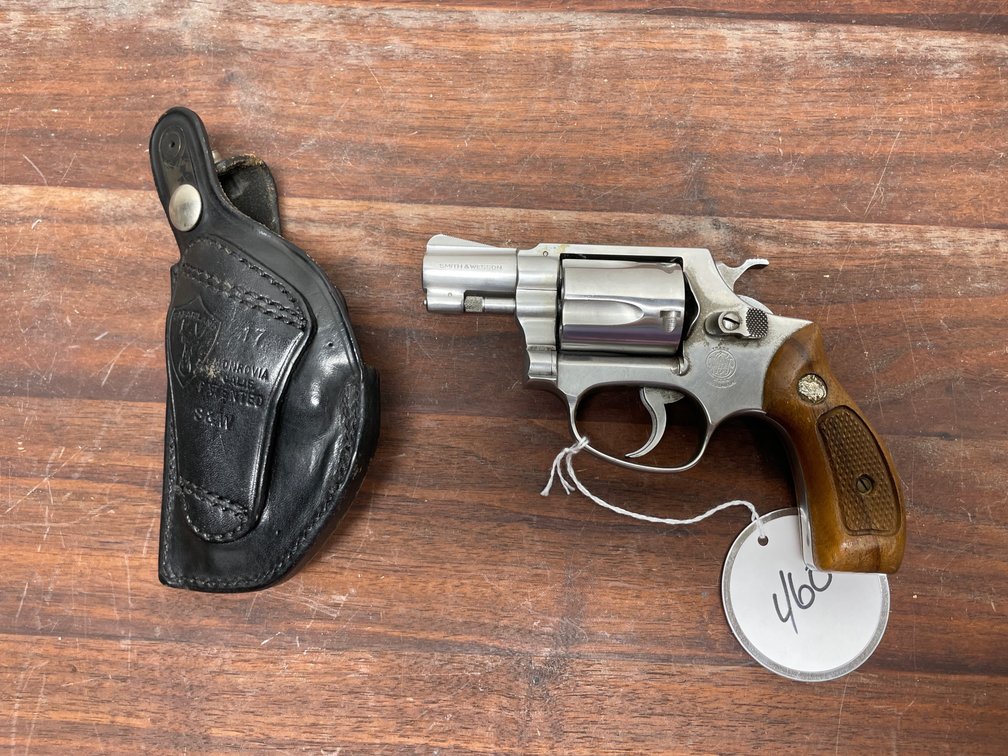 Smith & Wesson Model 60 38SPL Serial # R193146 w/Holster