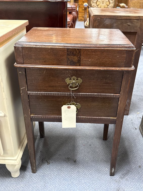 2-Drawer Side Table