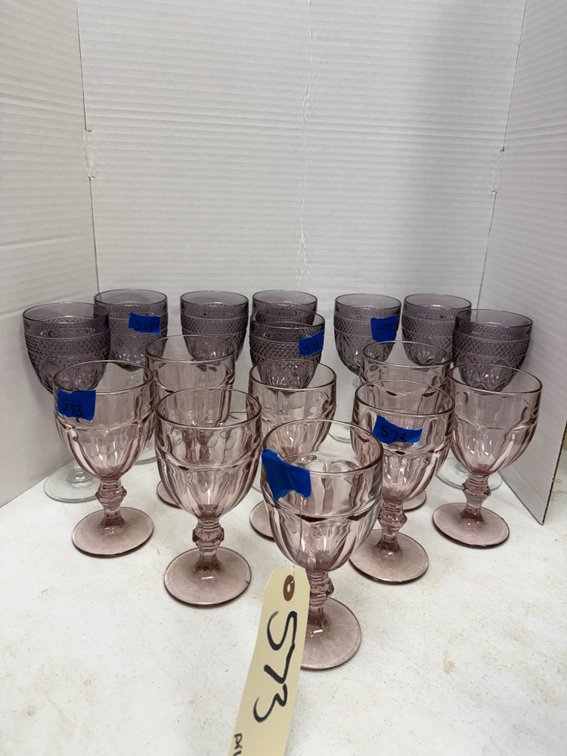 16 Pcs - Assorted Purple Stemware