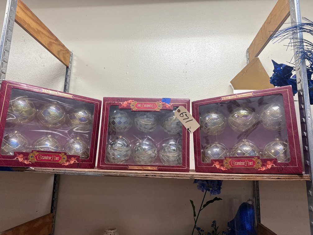 3 Pcs - Large Christmas Ornaments in boxes