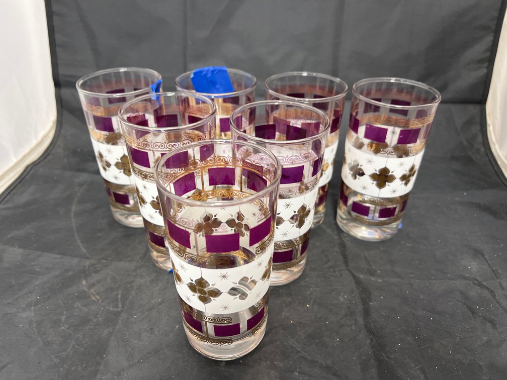 7 - Drinking Glasses