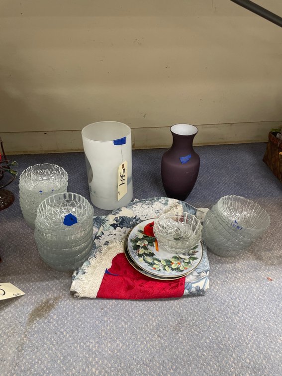 Vase - Clear Glass Bowls - Table Linens & More