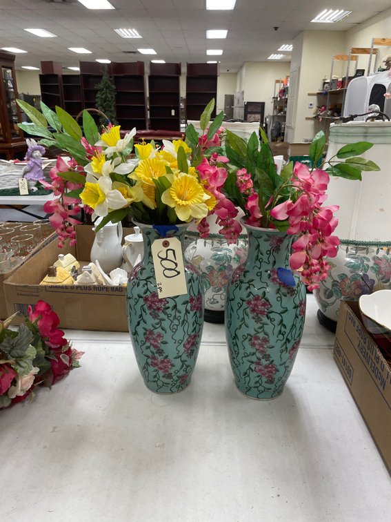 Pair Matching Vases w/Floral Picks