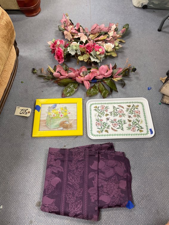 Floral Decor - Framed Print - Plastic Tray & Tablecloth