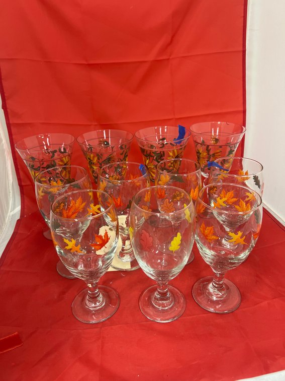 11 Pcs - Assorted Floral Stemware