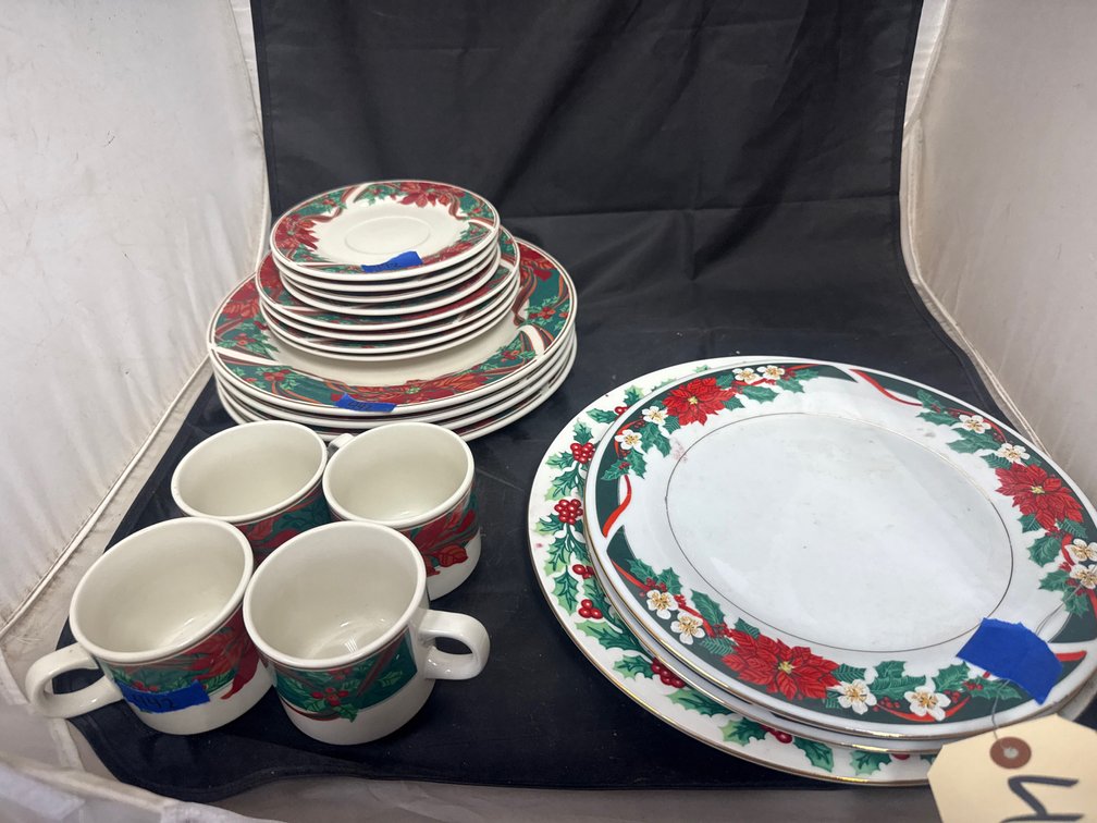 Tienshaan Gold Rimmed Dinnerware