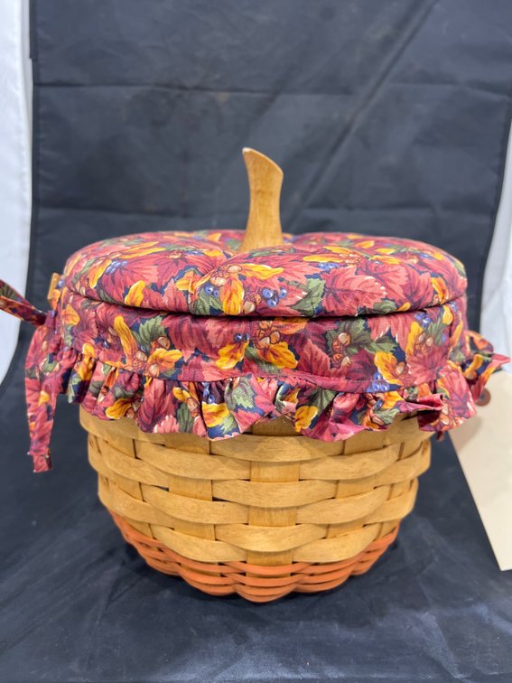 Longaberger Basket w/Lid