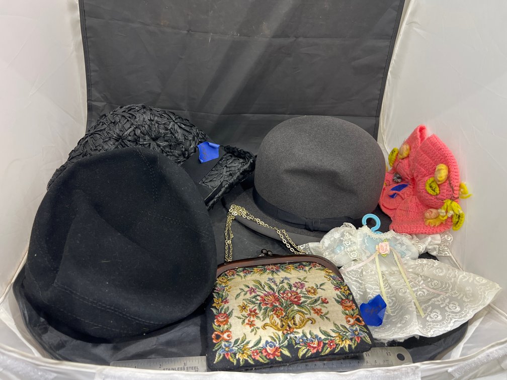 5 Pcs - Vintage Clutch w/Coin Bag - Crocheted Cover - Top hat & More