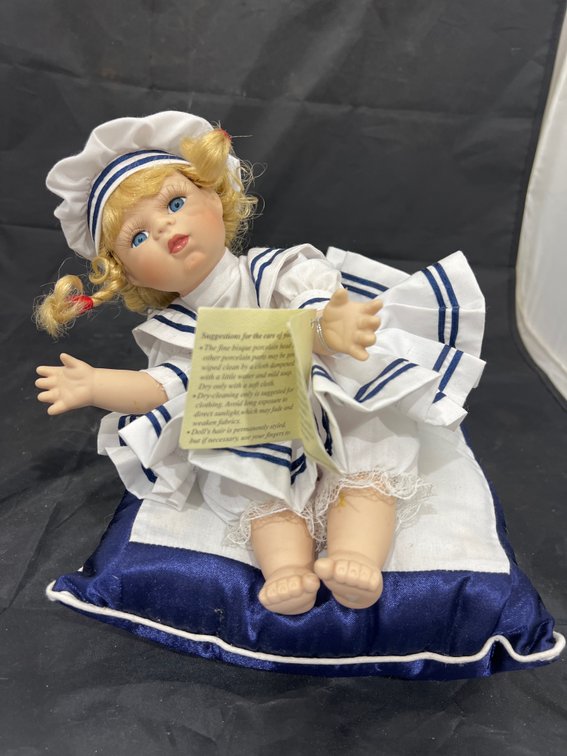 The Palmary Porcelain Doll - Musical