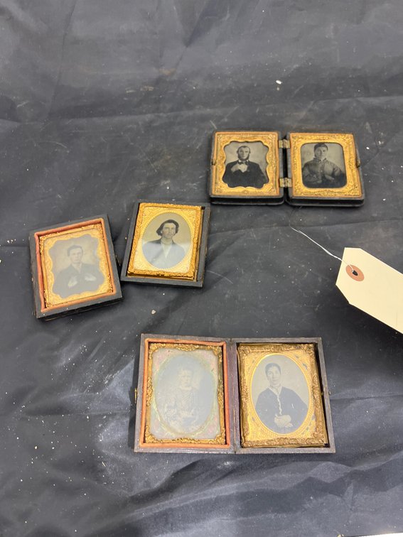 3 Pcs - Tin Type Pictures in Folding Frame