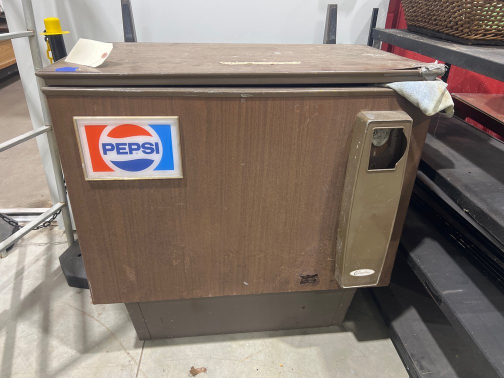Pepsi Chest Cooler 31"L x 21"W x 32"H