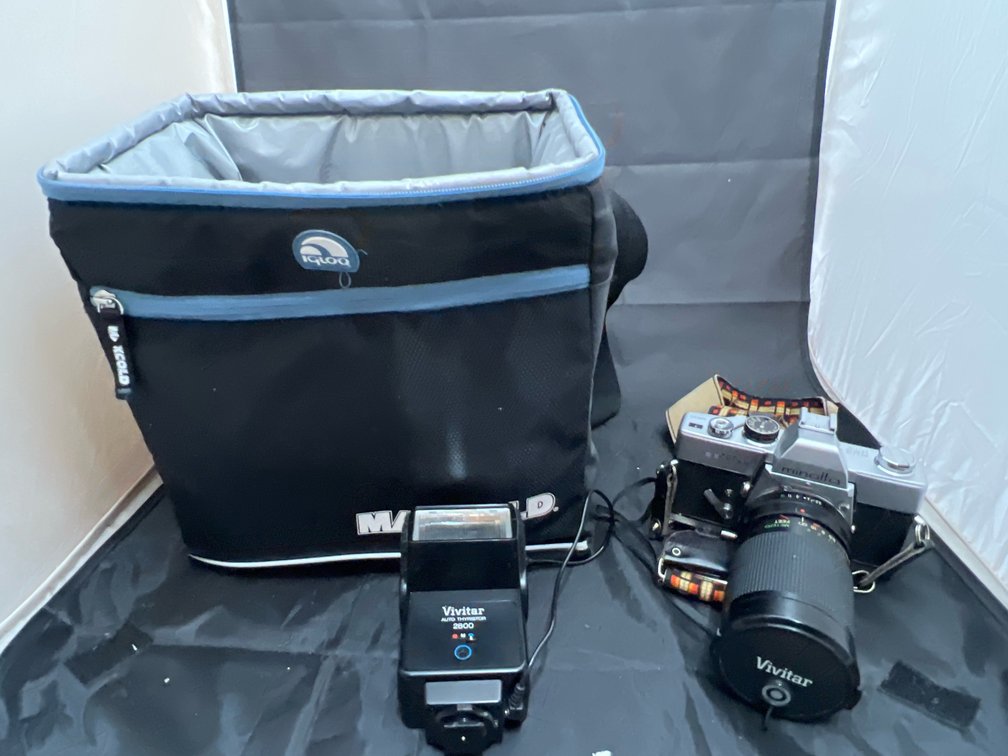 Minolta SRT101 Film Camera w/Film & Accs in Softside