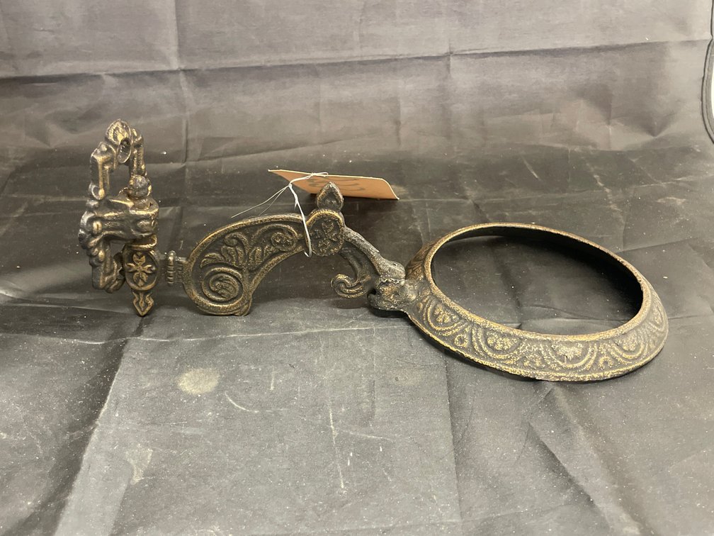 Metal Wall Mounted Stand