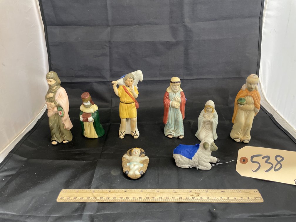 8 Pcs - Nativity Figures