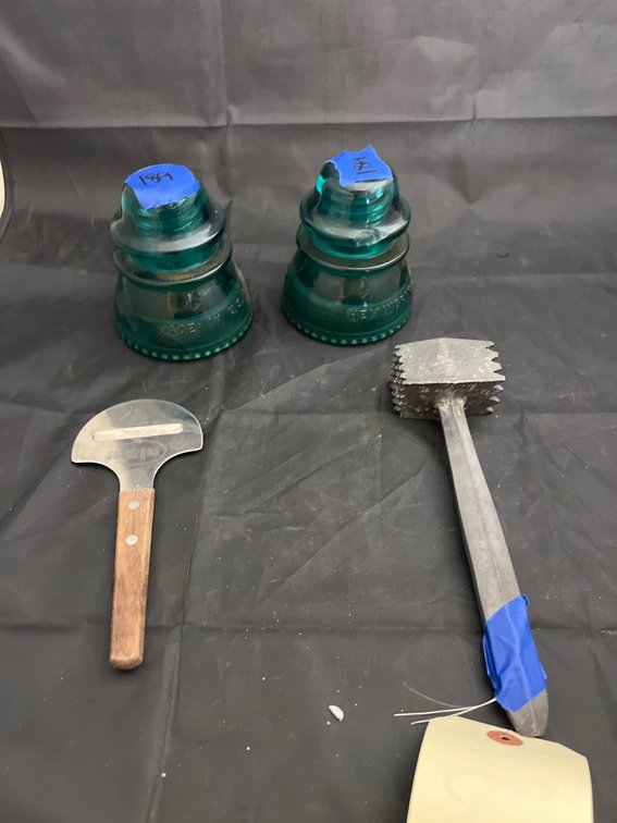 4 Pcs - Glass Insulators - Meat Tenderizer - Cheese Cutter