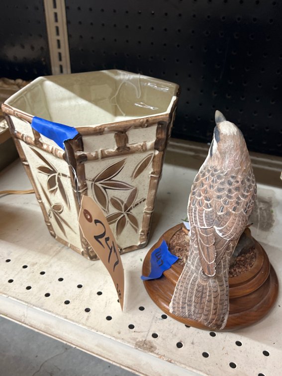 2 Pcs - Planter & John Strutt III Bird Figure