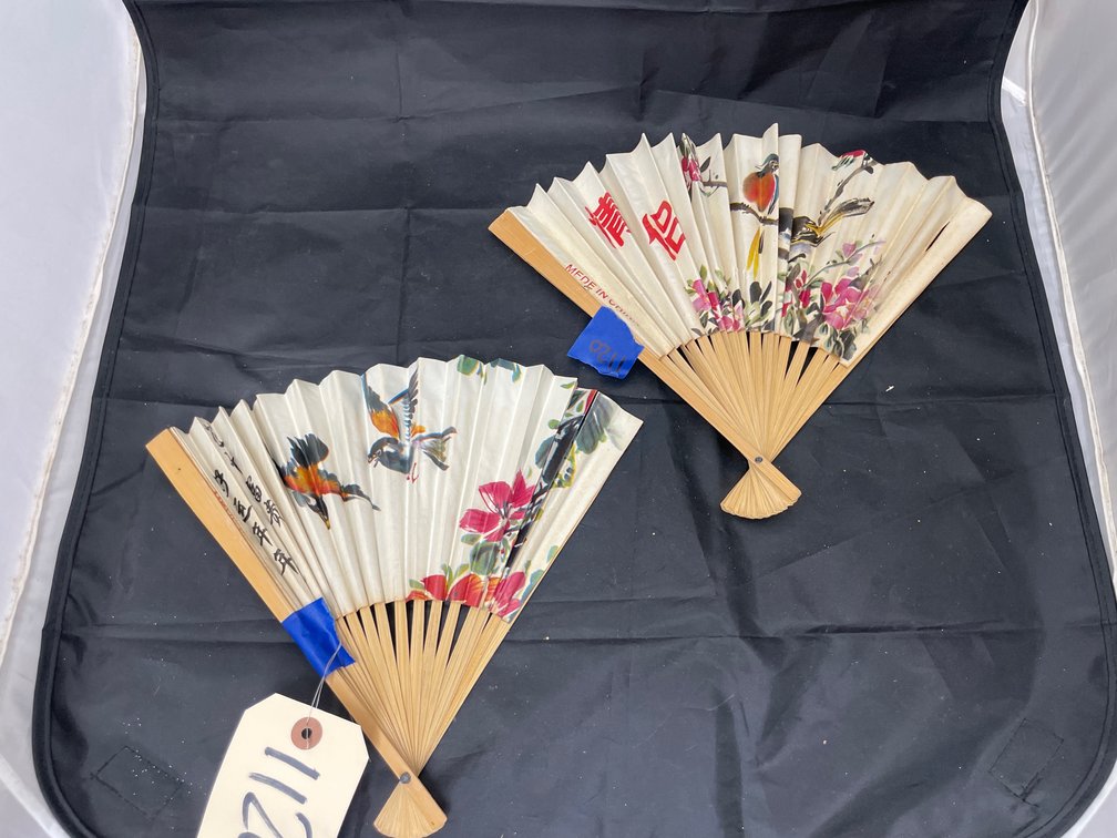 2 Pcs - Paper Oriental Fans