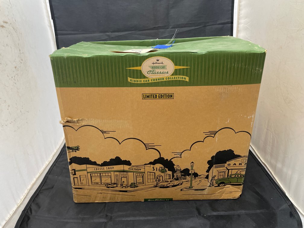 Hallmark Kiddie Car Classics - Lmt'd Edition Fire Station #1