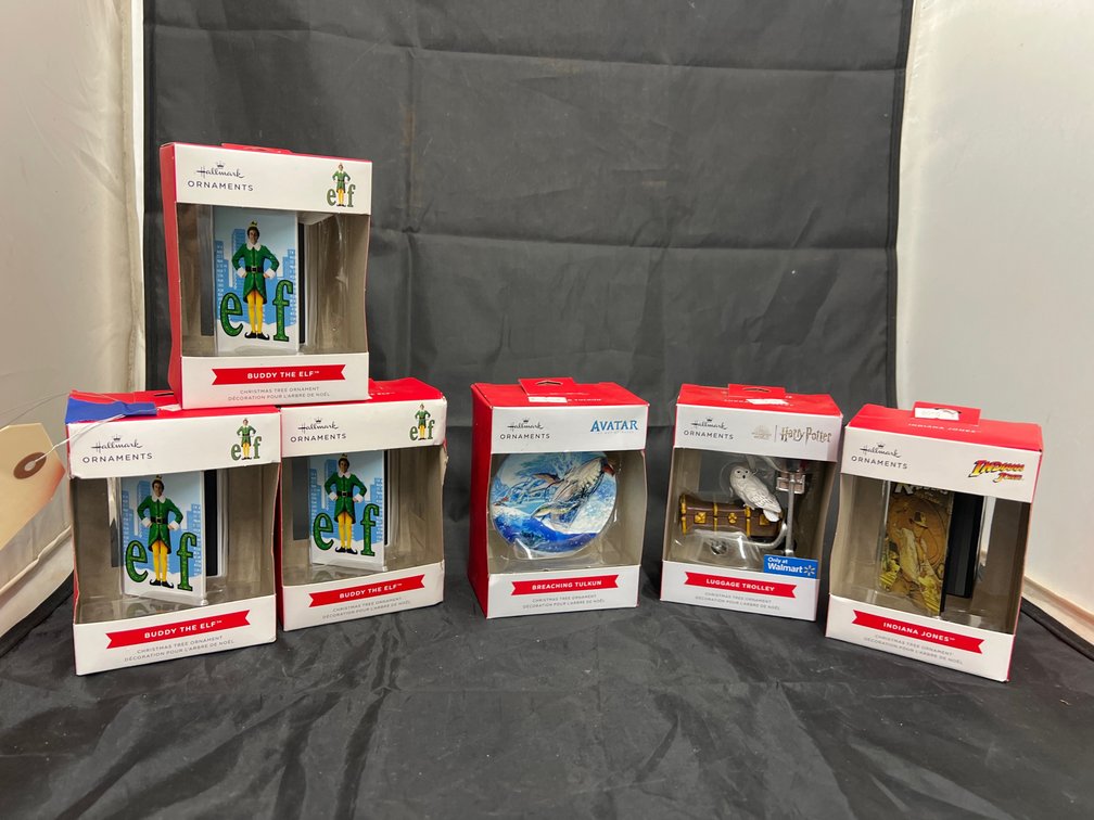 6 Pcs - Hallmark Popo Culture Ornaments