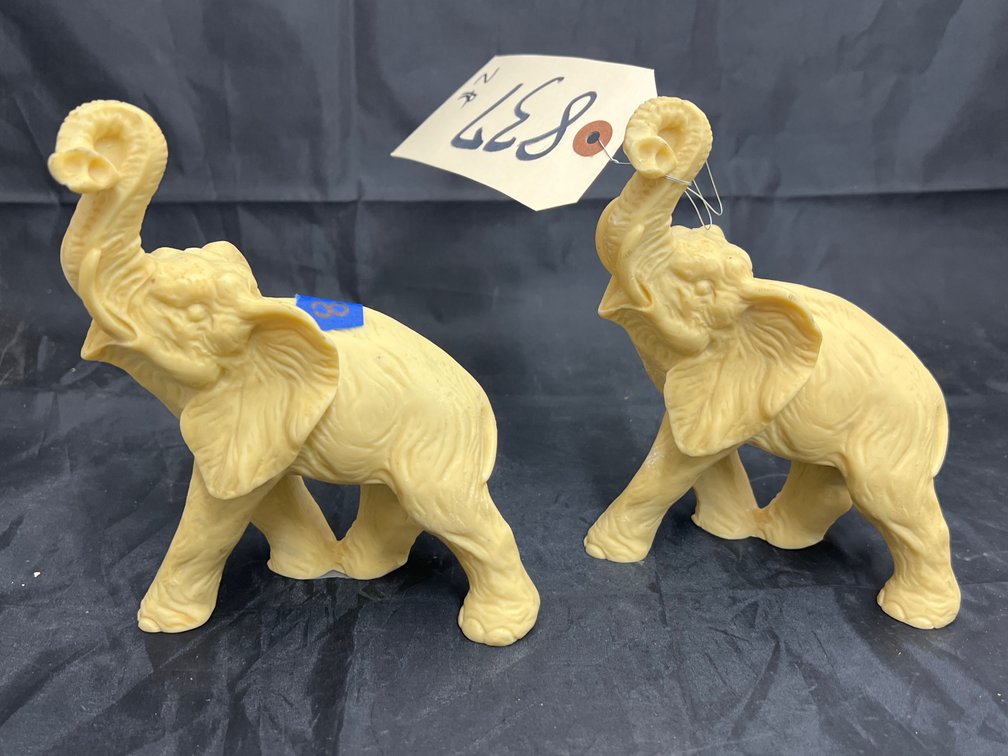 Pair Elephant Figurines