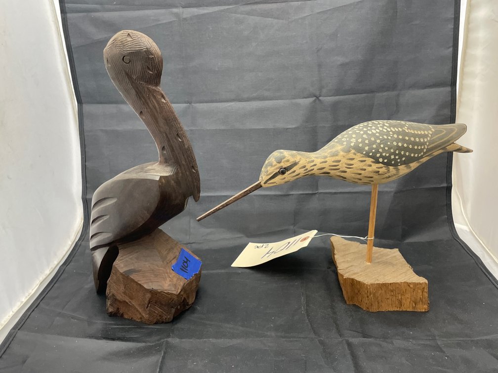 2 Pcs - Wood Carved Birds