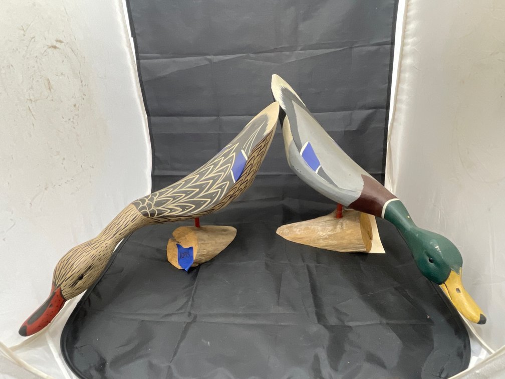 2 Pcs - Wooden Carved Mallards