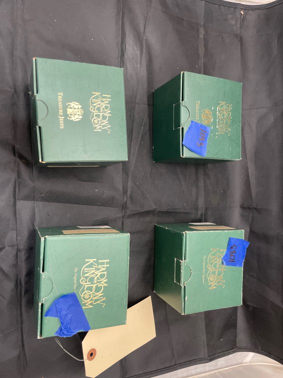 4 Pcs - Harmony Kingdom Figurines in boxes