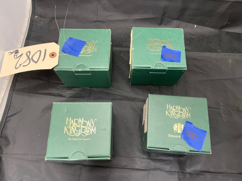 4 Pcs - Harmony Kingdom Figurines in boxes