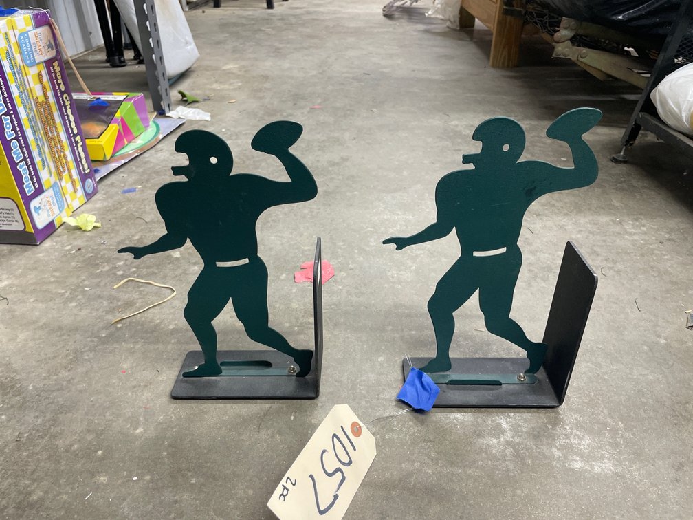 2 Pcs - Football Bookends