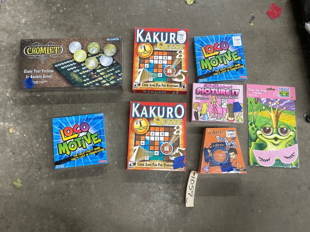 8 Pcs - Assorted Board Games