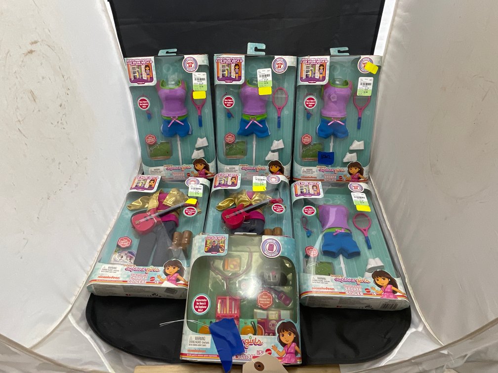 7 Pcs - Dora The Explorer Doll Accessories