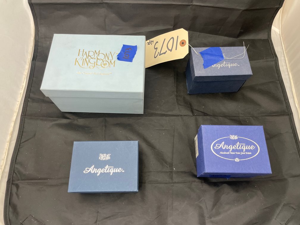 4 Pcs - Angelique Figurines in boxes
