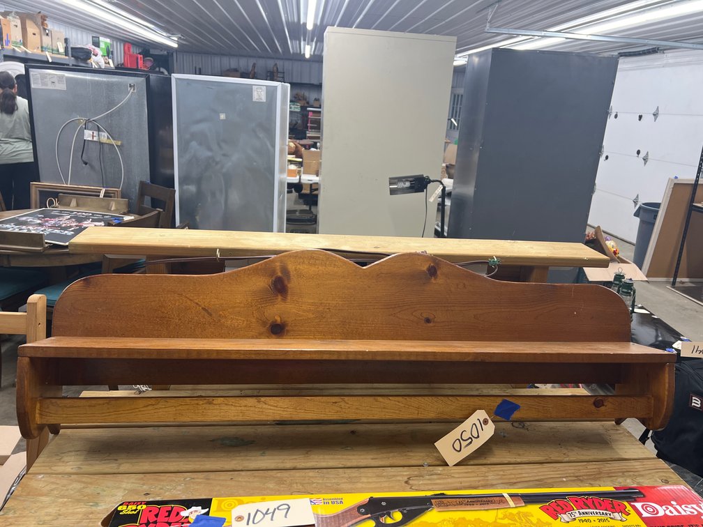 Wooden Shelf w/Quilt Hanger 48"L