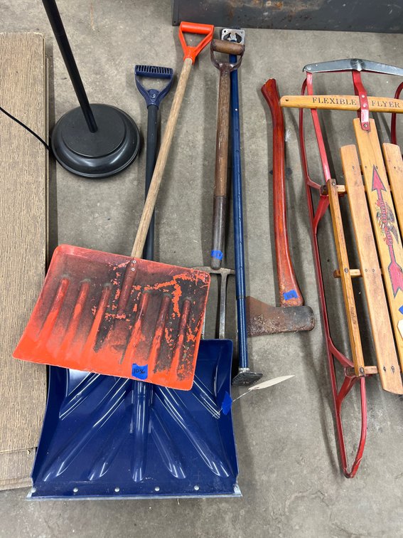 5 Pcs - Snow Shovels - Axe - Hay Fork - Bar Lock