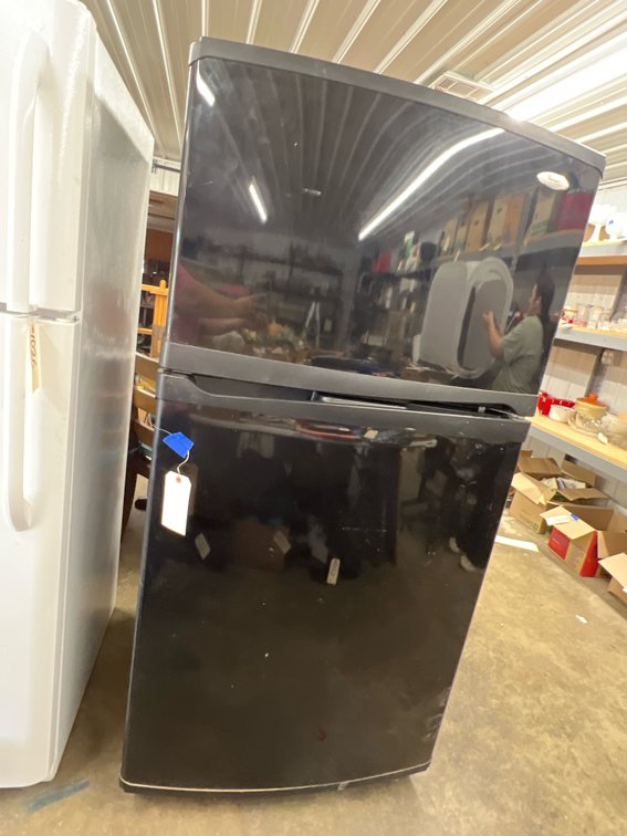 Whirlpool Gold Refrigerator/Freezer 33"L x 30"W x 65"H
