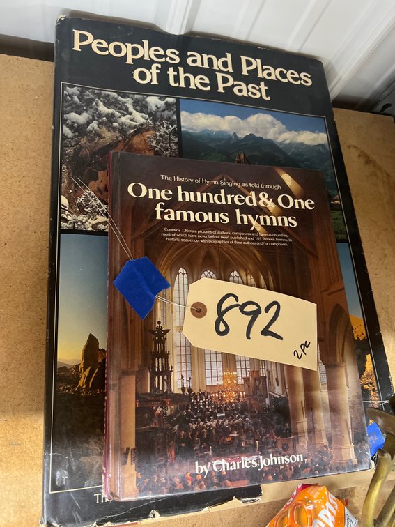 2 Pcs - Hymns Book & National Geographic People & Places