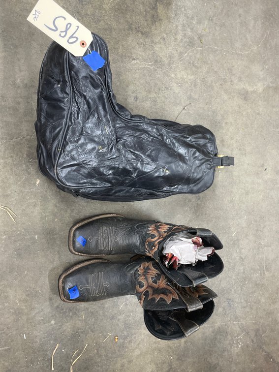 Boot Carrying Case & Ariat Boots Sz 8