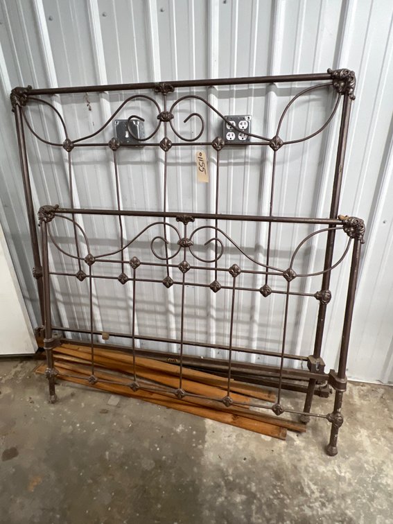 Metal Bed Frame 52"