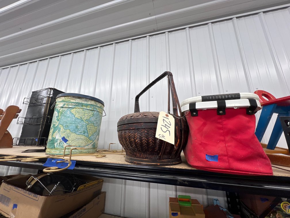 5pc - Display Stand, Metal Bucket, Metal Wall Hanging, Wicker Basket & Folding Basket