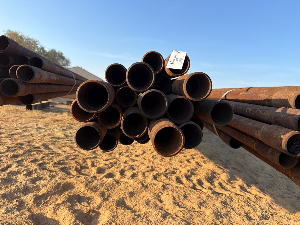 2.875" OD x .276" Wall Used Round Pipe - 28 pcs - 30' Lengths